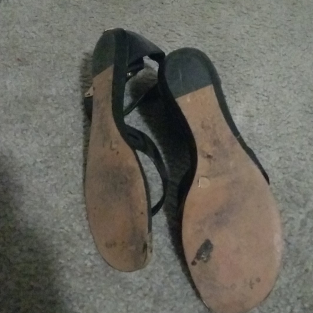 Sandals - Picture 3 of 5